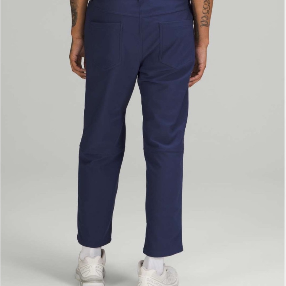 Men's Lululemon blue corduroy Pants 32/25